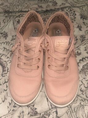 Pink BOBS skechers Women’s Casual memory foam Canvas Sneaker - Blush Pink